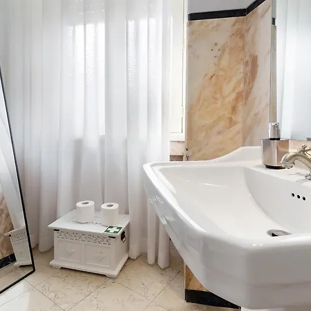 Appartement Boutique Santa Catarina 1 *