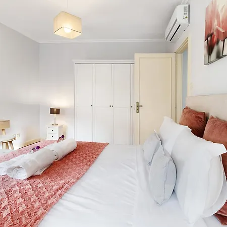Апартаменты Boutique Santa Catarina 1 *